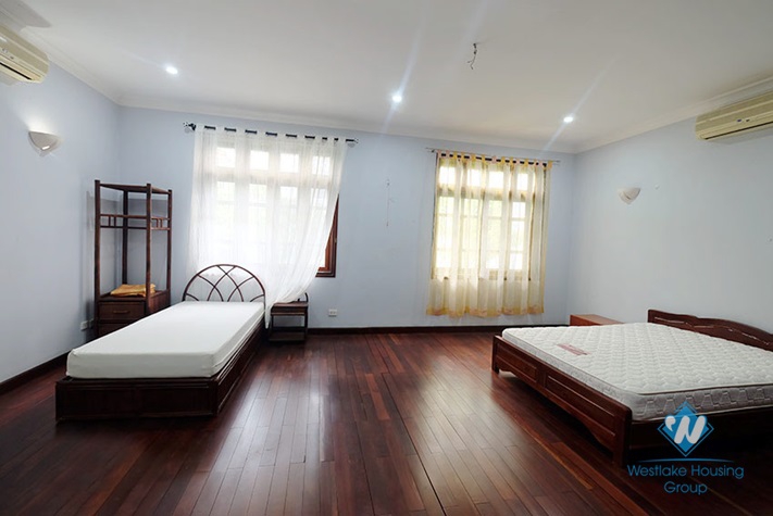 Bright 3-storey 180sqm Ciputra house is out for rent 